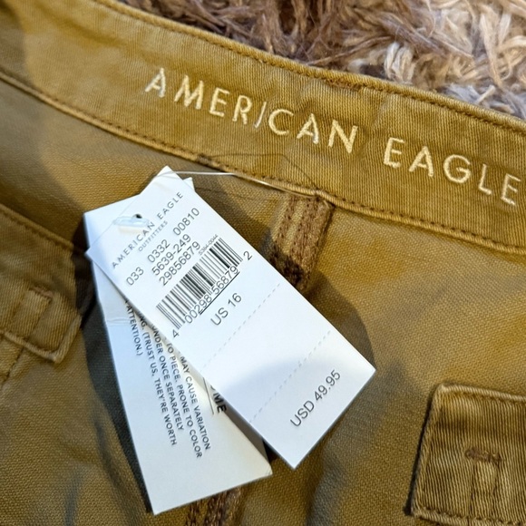 American Eagle Outfitters Women's Brown Cargo Shorts - Picture 3 of 5
